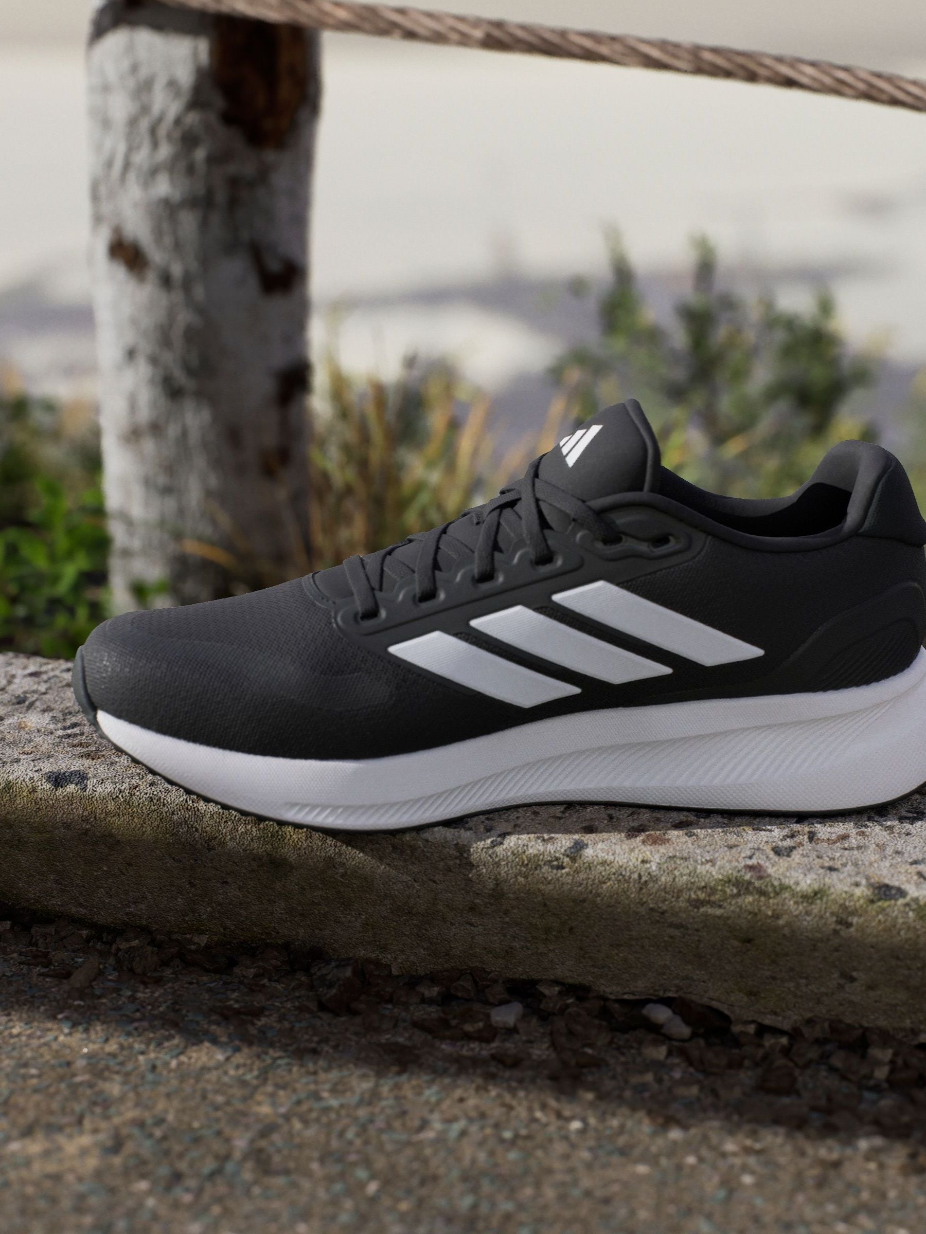 Zwart/wit - adidas Runfalcon 5 Running Trainers