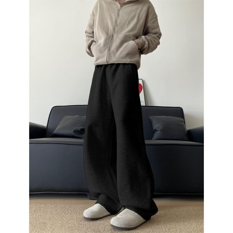 VEAZ - Mid Rise Plain Straight Leg Sweatpants