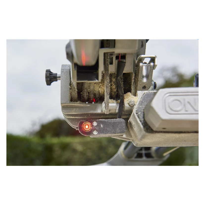 Batteridrevet kapp- og gjæringssag 18 V Ø216 mm