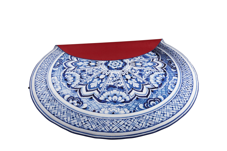 Moooi Carpets Delft Blue Plate vloerkleed 250 wol