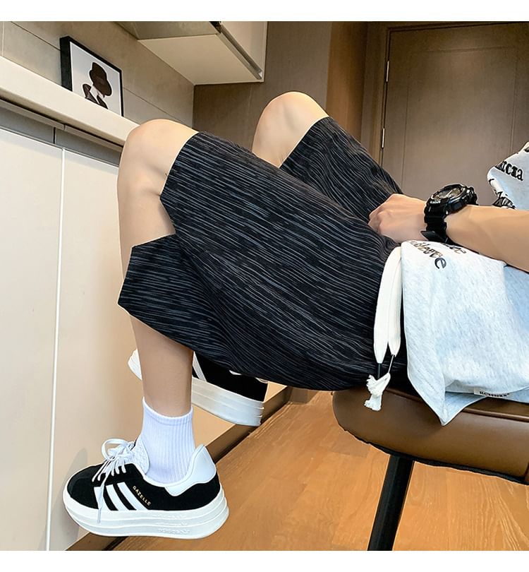 Drawouf - Gestreepte shorts met gemiddelde taille