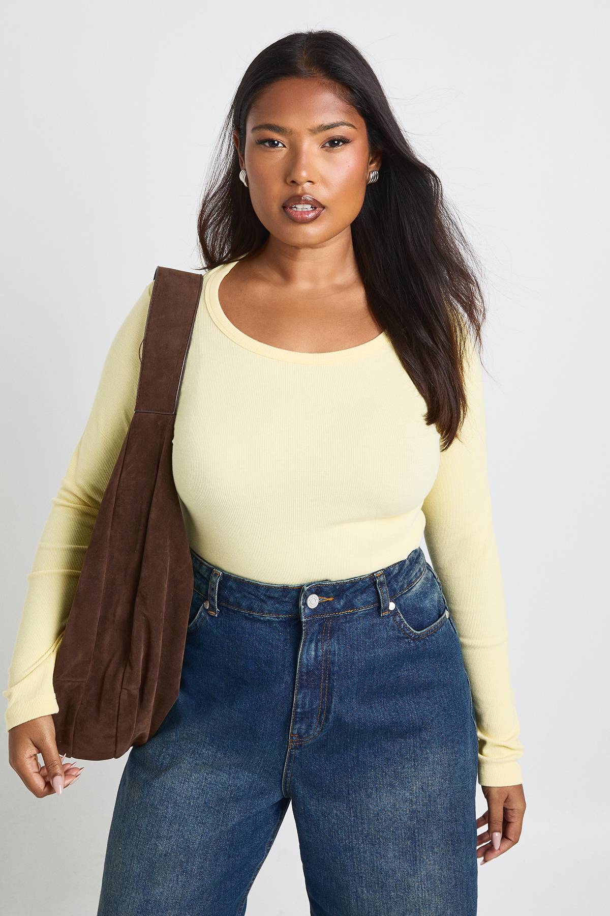 boohoo Plus Basic Haut ajusté en jersey côtelé, col échancré, coupe longue, manches longues