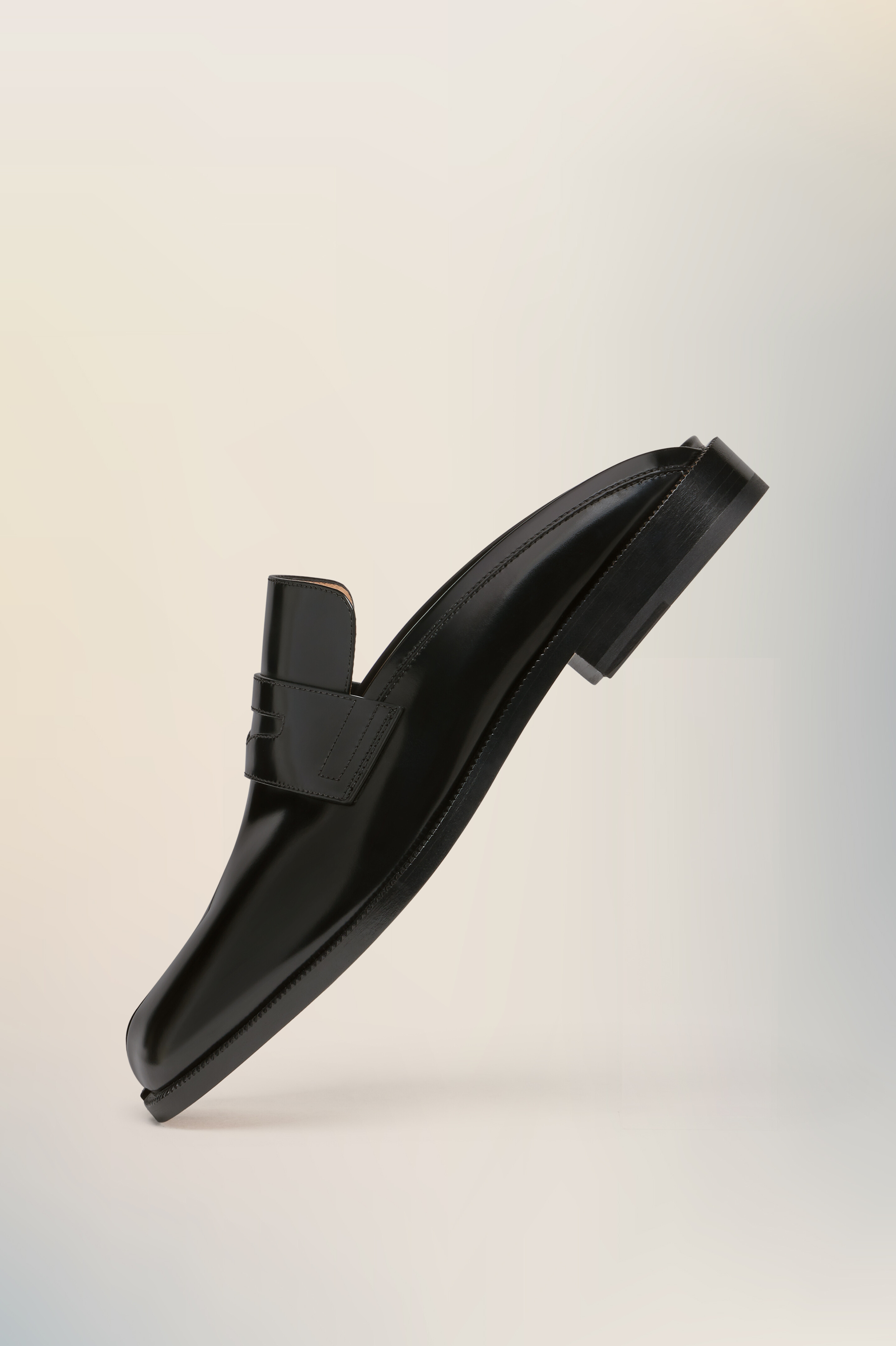 Mocassins style mules Tabi City noirs en cuir pour homme
