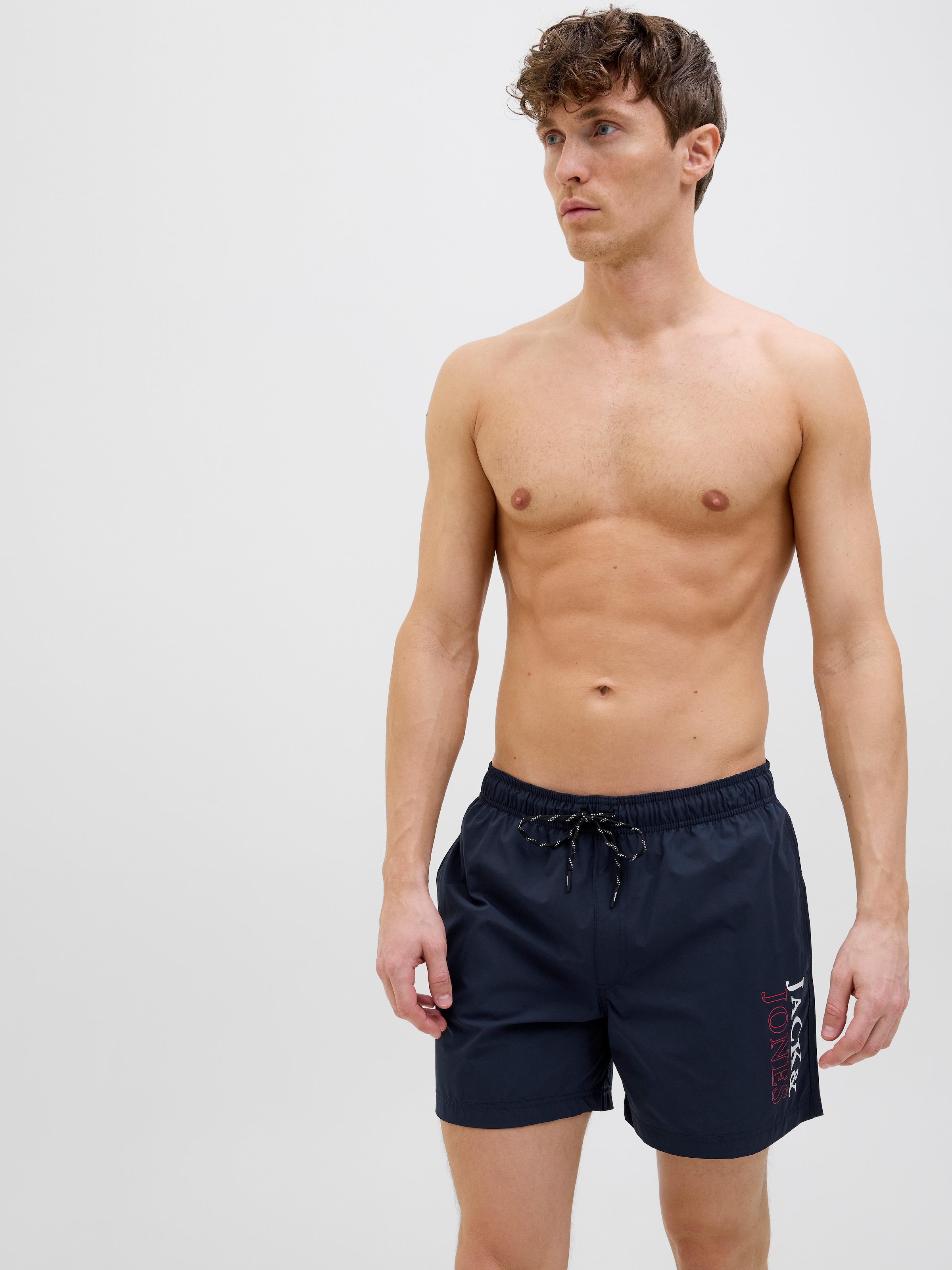 Jack & Jones Badeshorts »JPSTMAUI  Badeshort mit mittlerer Taille und elastischem Bund«, unifarben, modisch, regular fit, Web