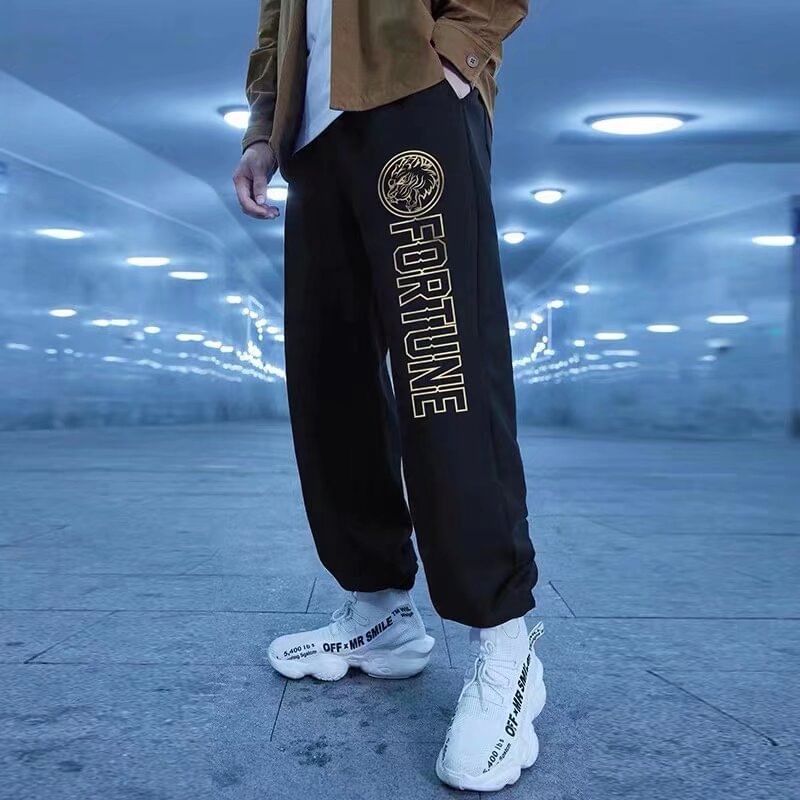 Cowpow - Joggingbroek met trekkoord en tekstprint en rechte pijpen