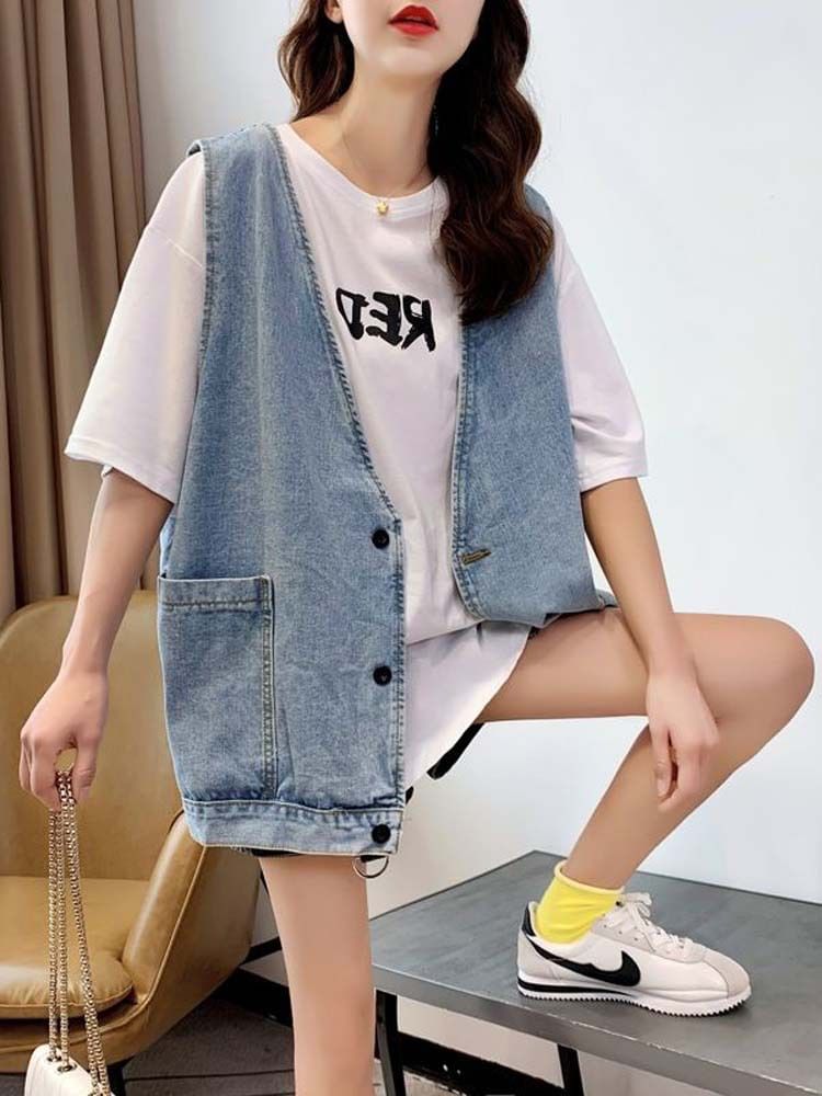 Kloitrinm - Gewassen denim vest met knopen
