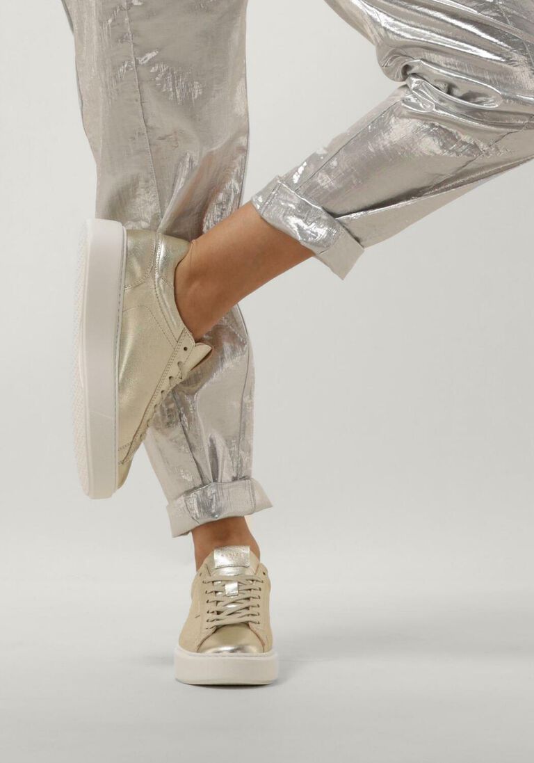 NUBIKK gouden nubikk lage sneakers vince tora dames