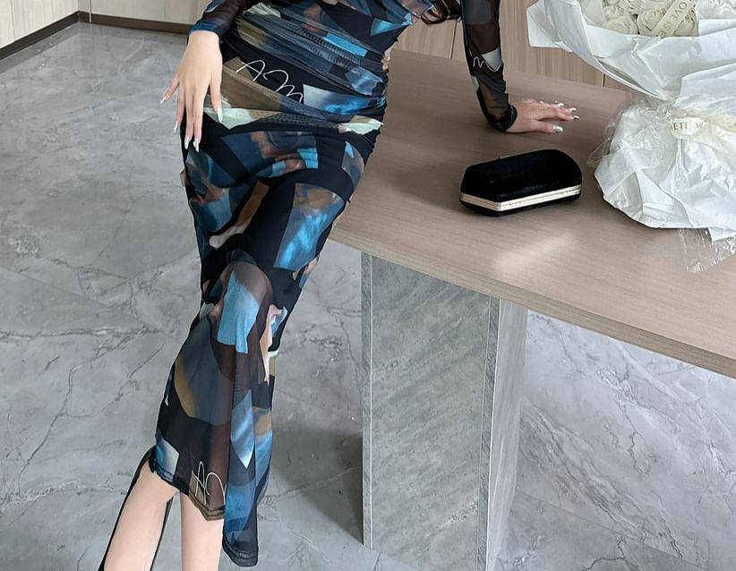Maine - Midi-jurk met lange mouwen, V-hals, bloemenprint en gerimpelde mesh