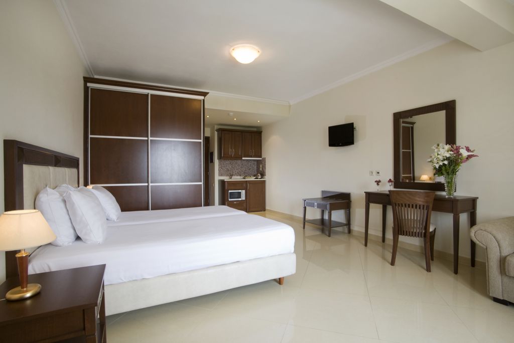 Royal Nidri Logies - Hotel