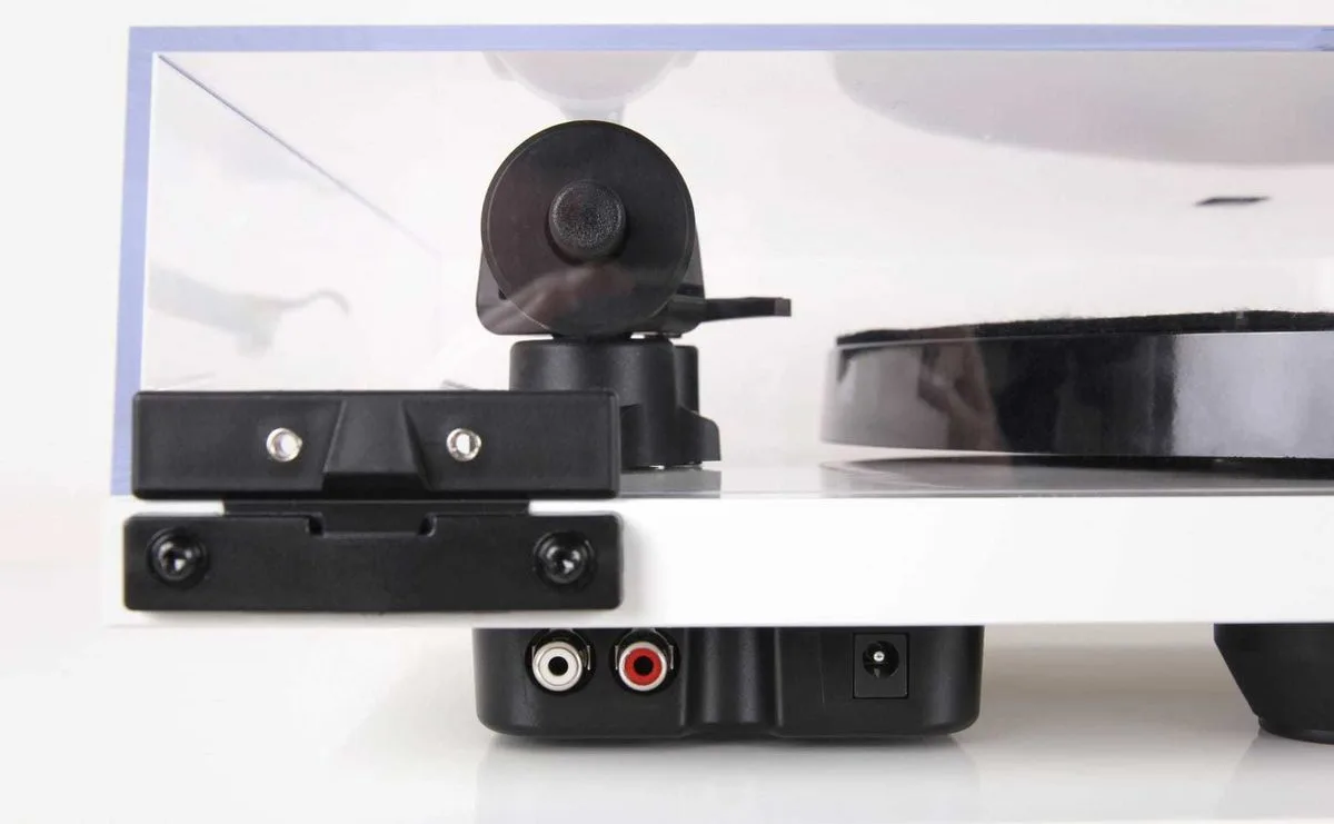 Rega Planar 1 Plus Blanc mat Platines vinyle hi-fi