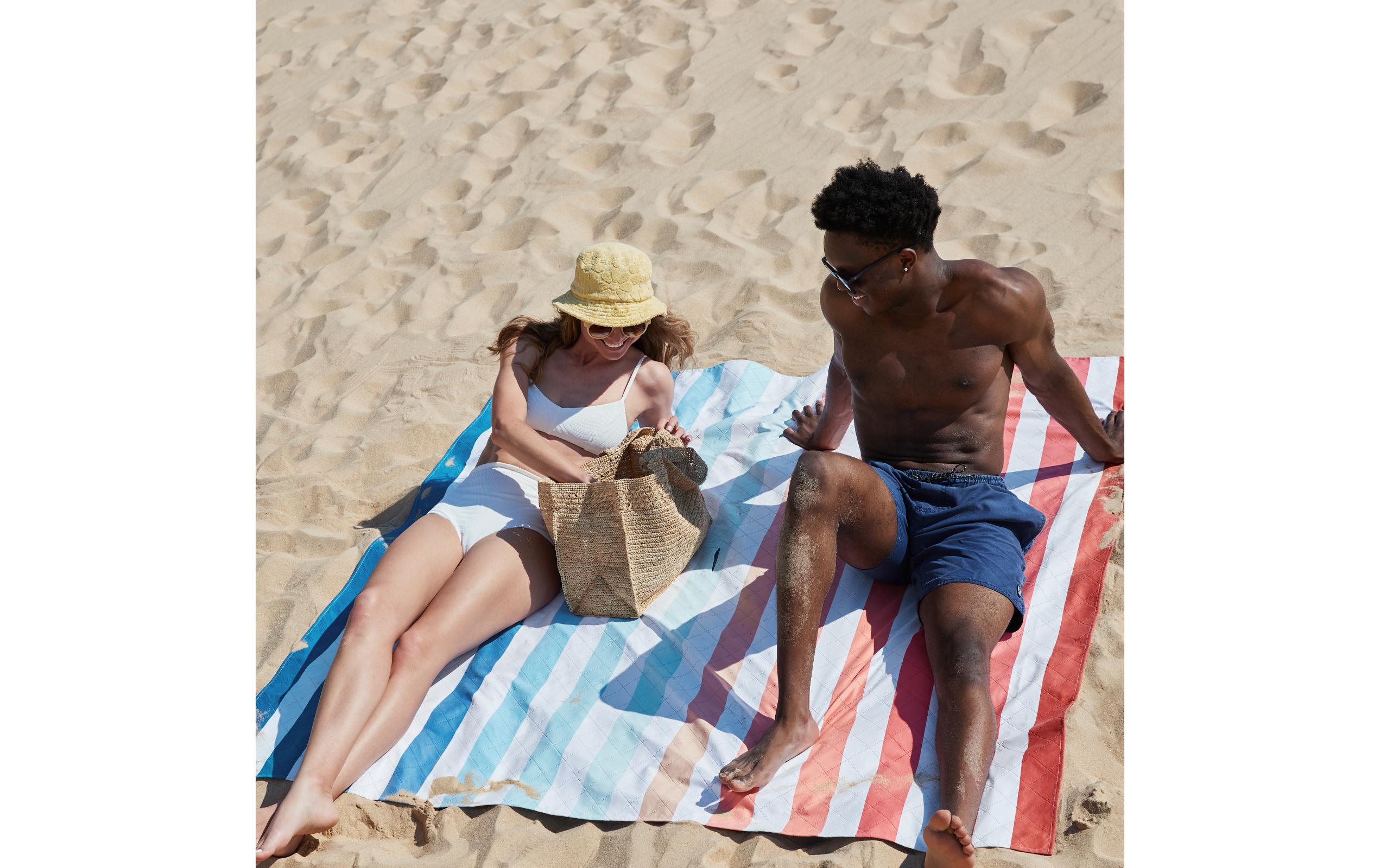 Picknickdecke Sand to Sea 170 cm x 240 cm,Praktische Picknick-Decke aus 100% recycliertem Polyester
