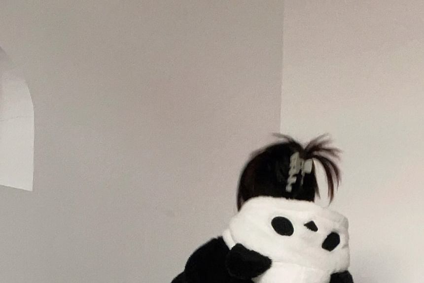 GOUB - Pyjamaset: Lange mouwen, fleece top met capuchon en pandamotief, knopen en broek