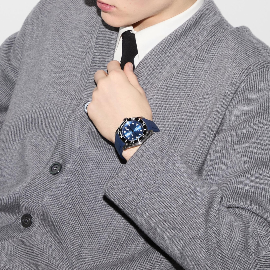 Gucci Dive L Automatic Blau