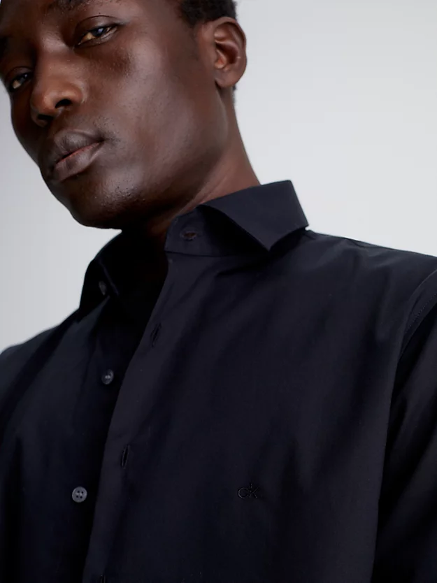 Camisa justa de popeline elástica