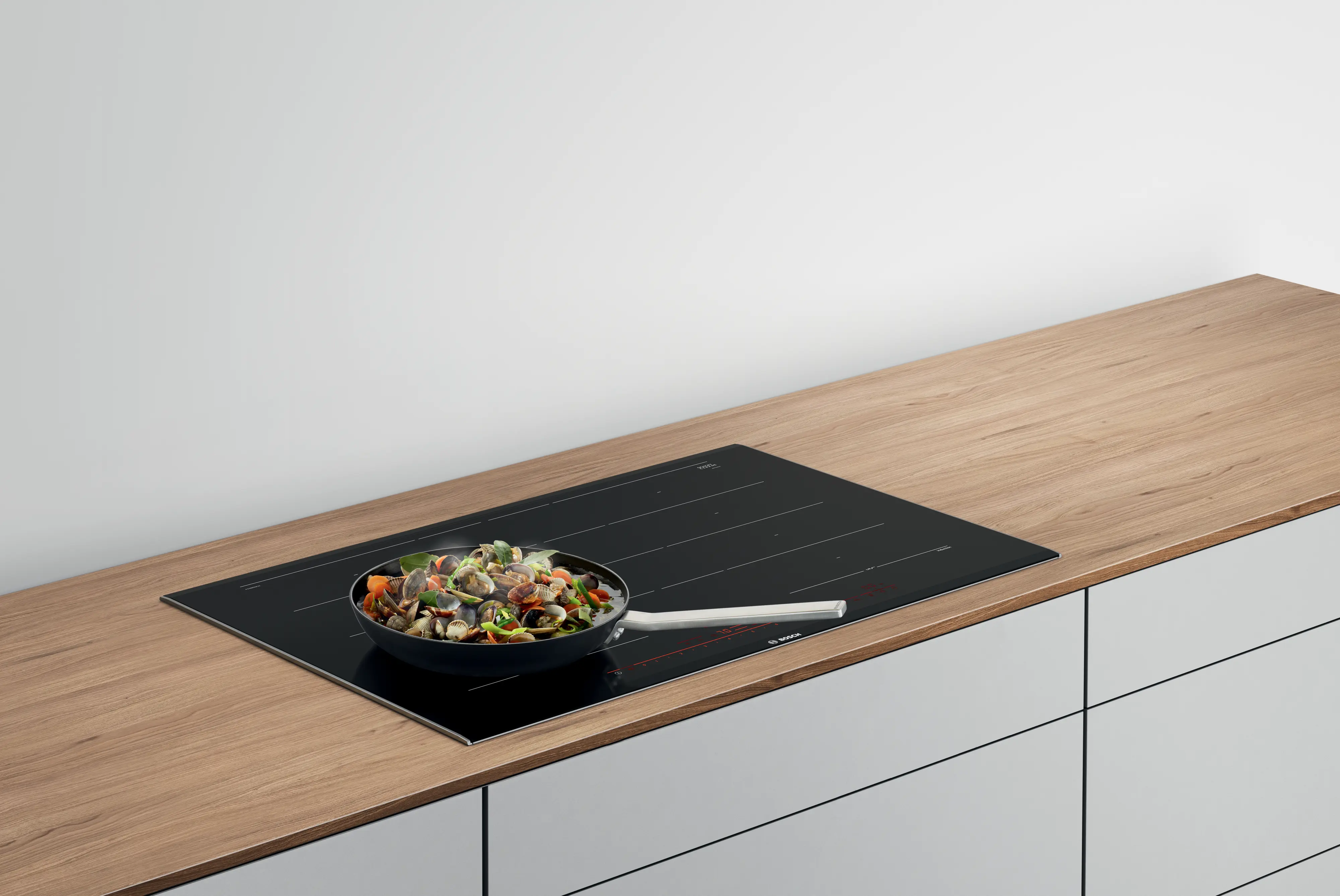 Braadpan ⌀ 28 cm anti-aanbaklaag - geschikt voor inductie 17005716 • HEZ9FE280