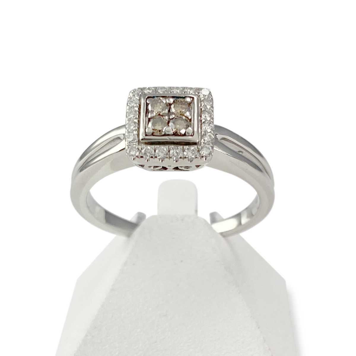 Bague d'occasion or 750 blanc diamants