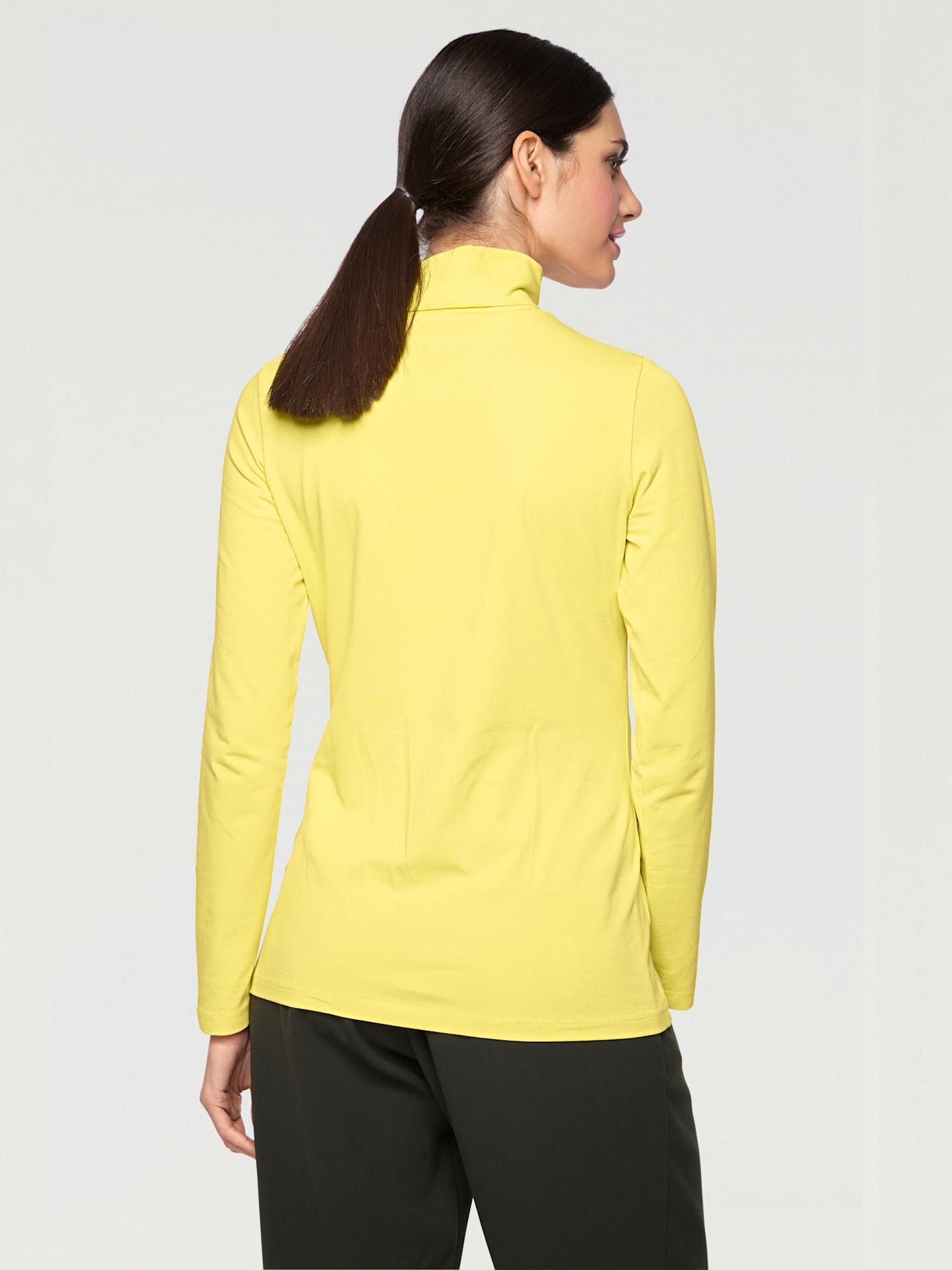 T-shirt col roulé basique incontournable avec col roulé