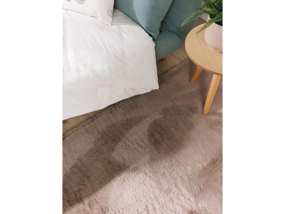 Tapis en fausse fourrure Furry Taupe 80x250 cm