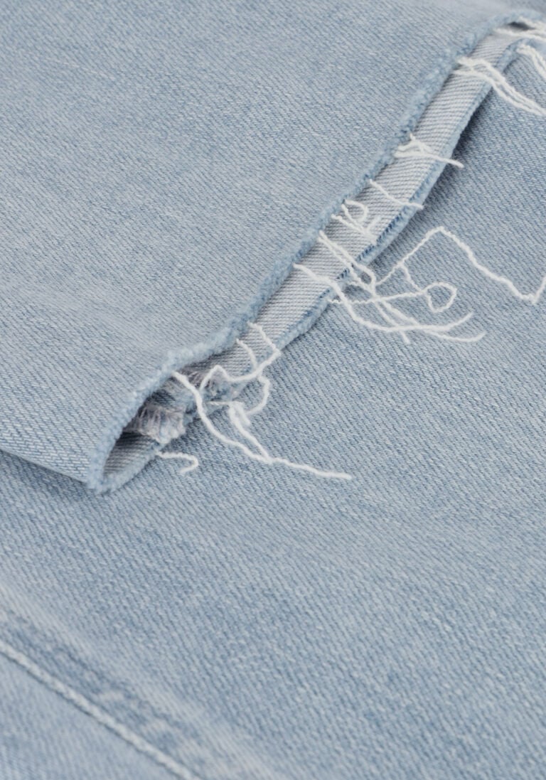 DRYKORN lichtblauwe drykorn flared jeans far