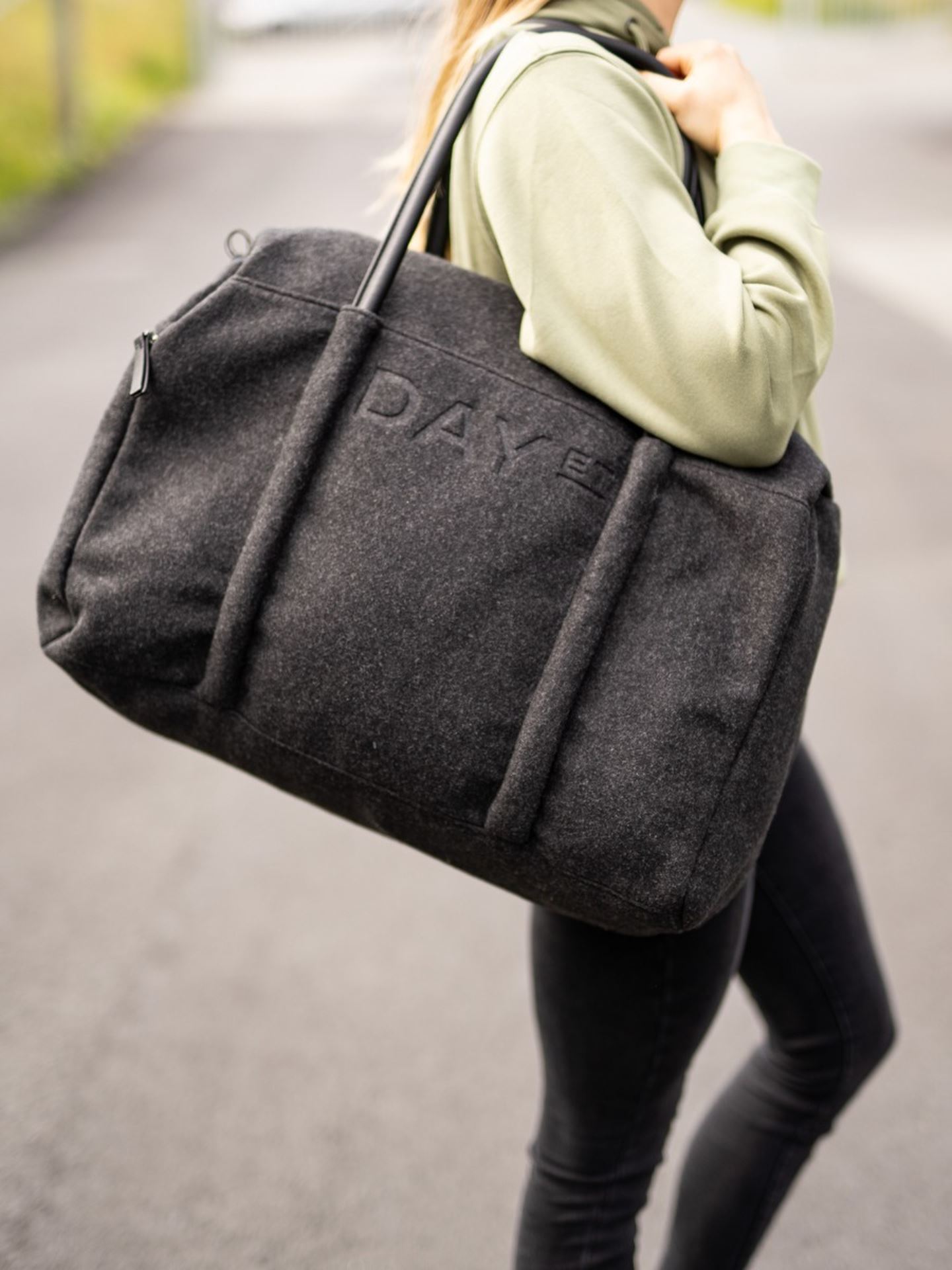 Day Woolen Sporty