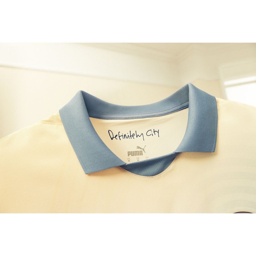 Manchester City Quatrième Maillot 2024/25 Authentic