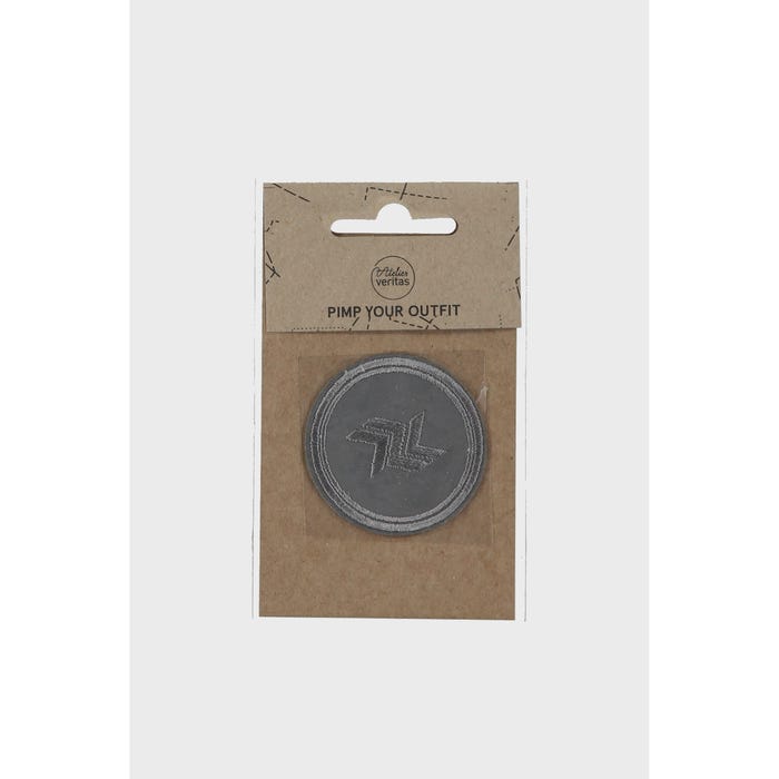 Atelier Veritas-Ronde patch met logo