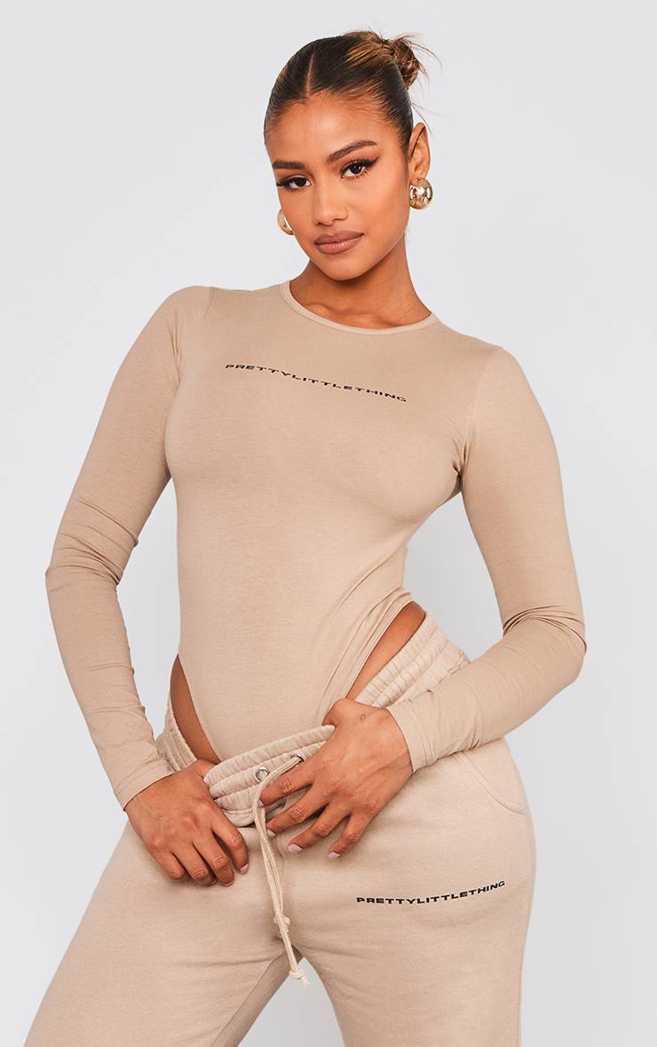 Moka Body À Manches Longues Avec Logo Prettylittlething