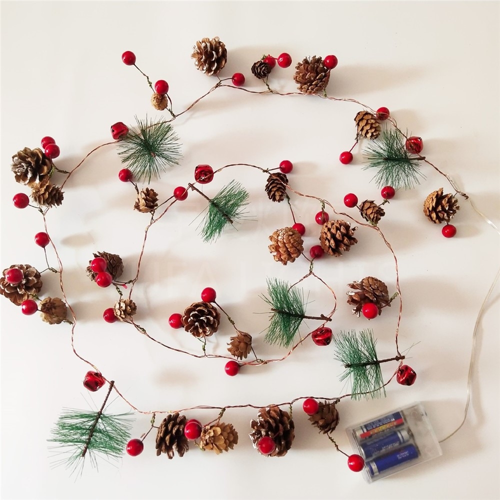 (2.2m) 20 LED's Winter Deko Lichterkette Tannenzapfen Beleuchtung (Batteriebetrieben) - Warmweiss