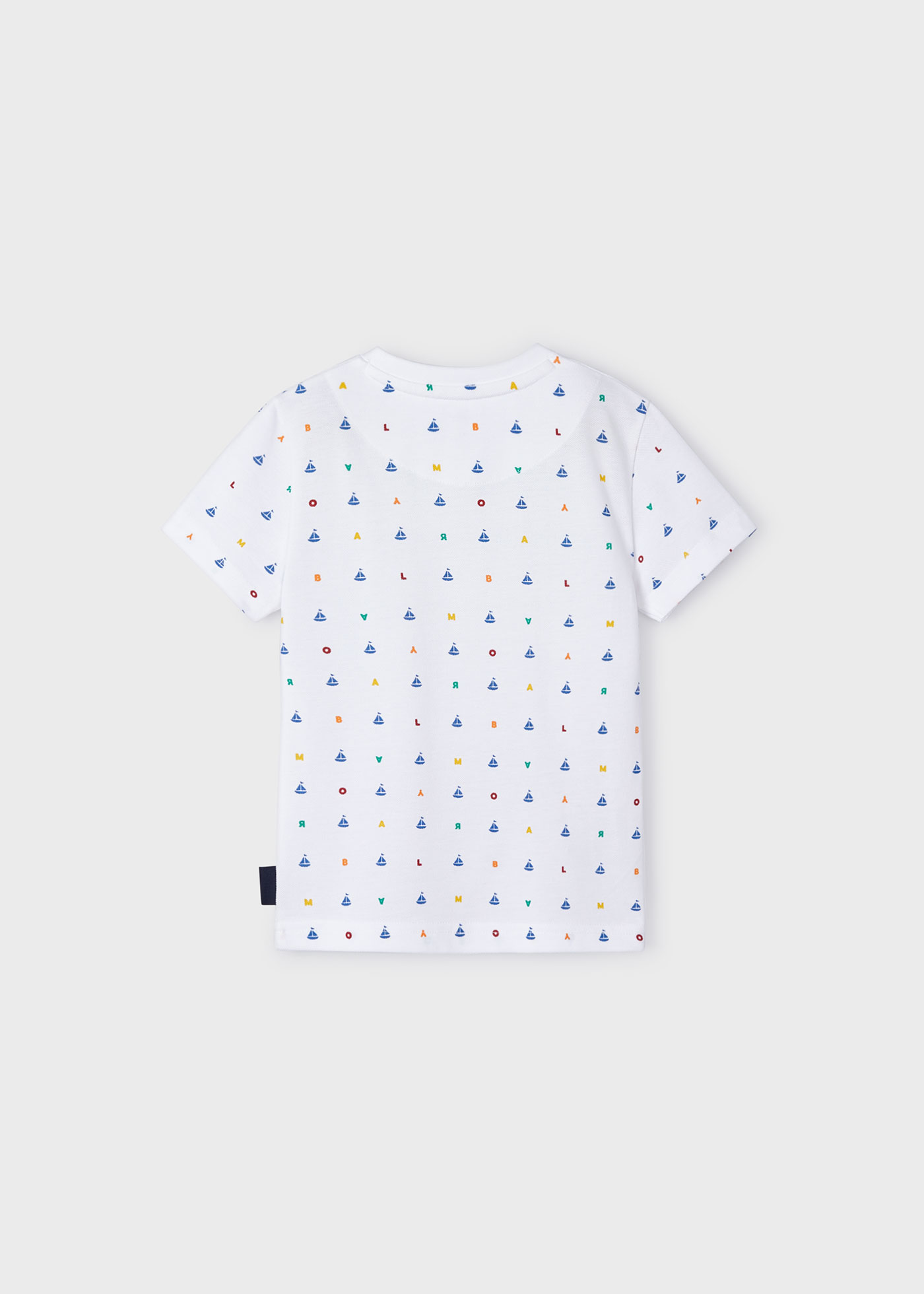 Camiseta infantil Better Cotton branca com estampa de mini granito