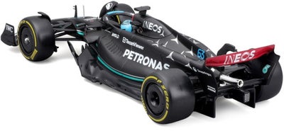Bburago Mercedes W14 F1 Racerbil 2023 Russell 1:24