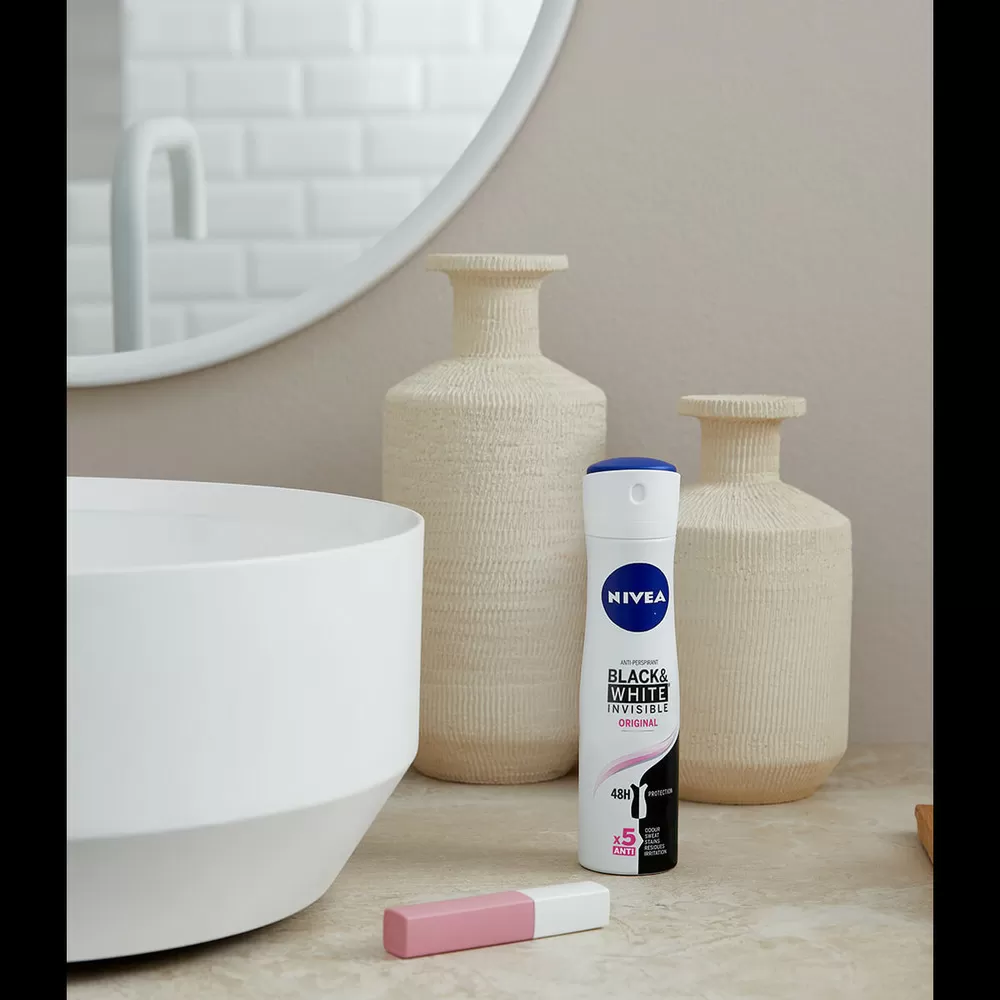 Nivea Black & White Invisible Original Deospray - 150 ml.
