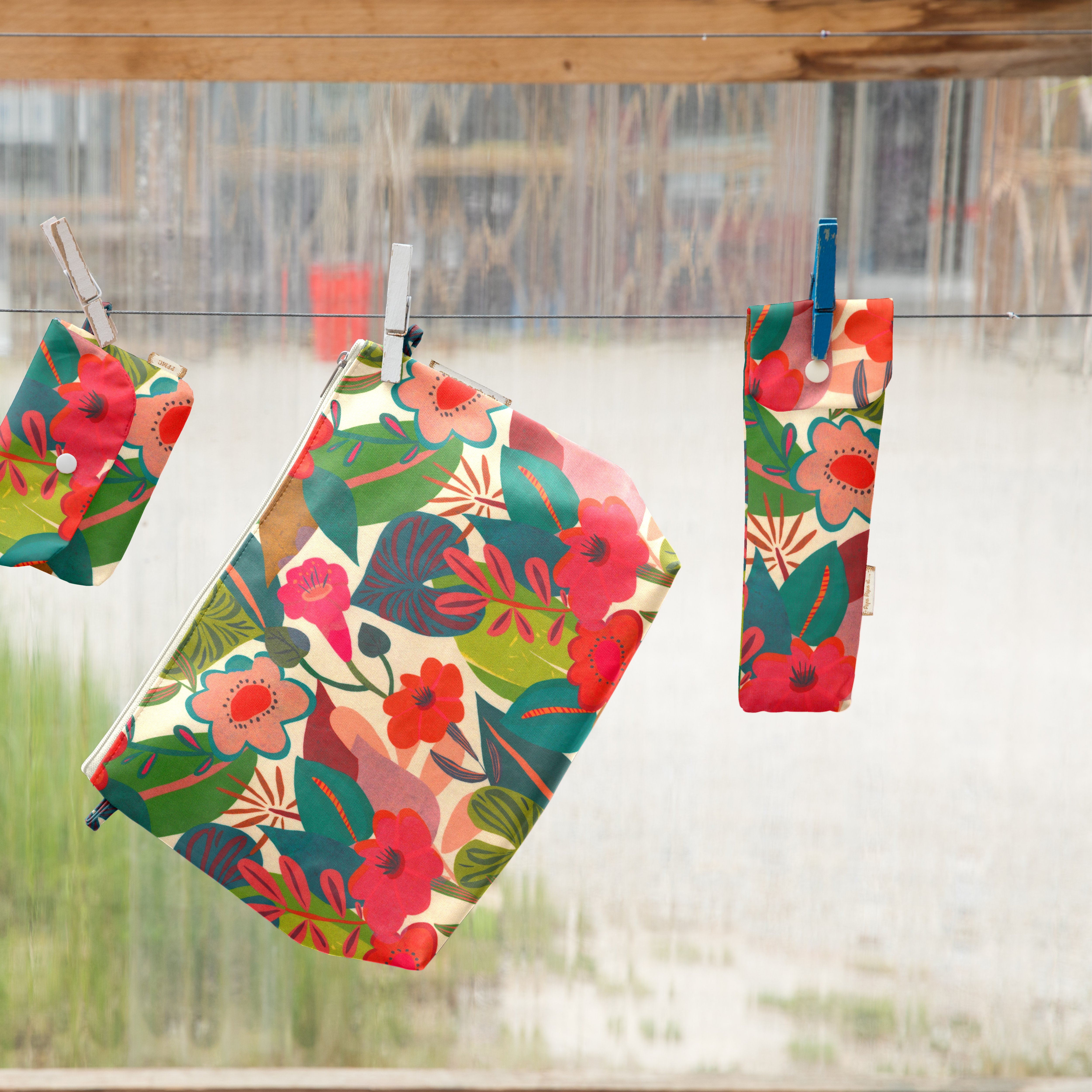Trousse De Toilette Fleurs Des Iles