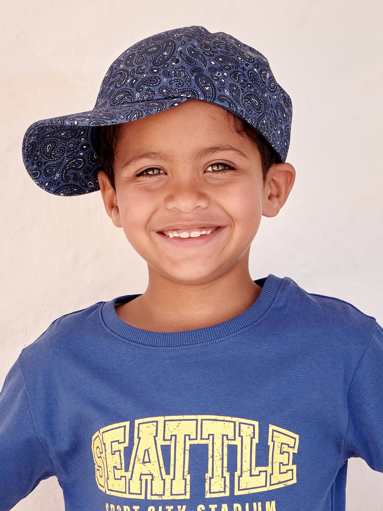 Boné azul marinho estilo bandana estampado para meninos