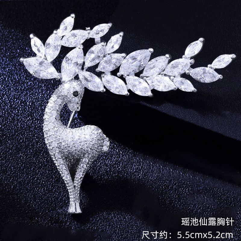 Soosina - Strass-legering broche (verschillende ontwerpen)