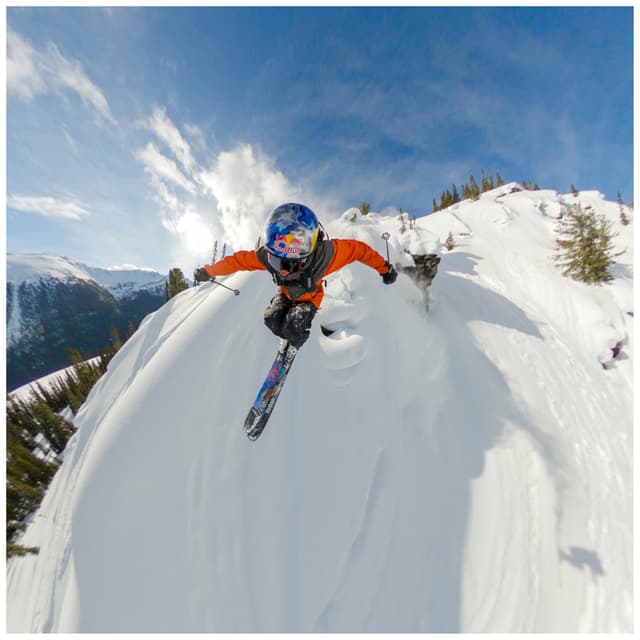 GoPro Max 360: Versatile, stable, waterproof 6K action cam with GPS.