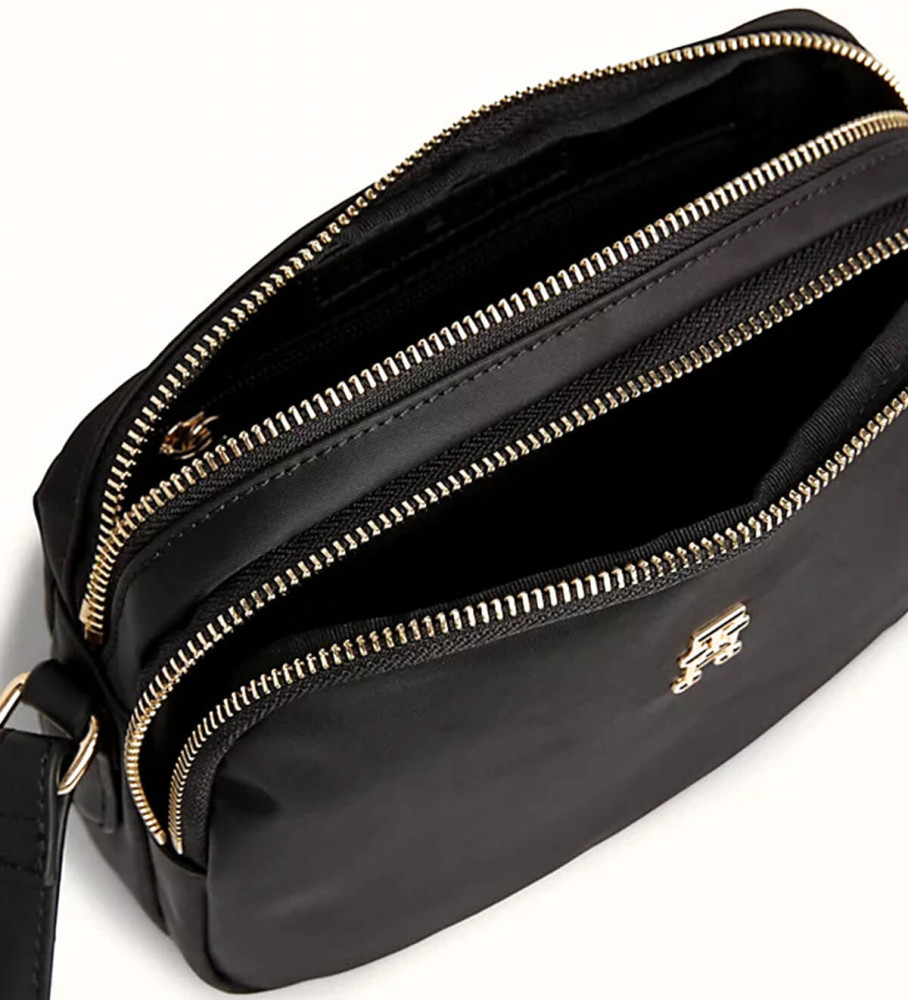 Bolsa de ombro preta Tommy Hilfiger TH Emblem