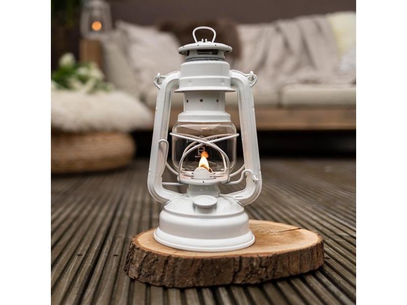 Feuerhand Laterne Baby Special 276, Reinweiss Zeitlose Outdoor-Beleuchtung