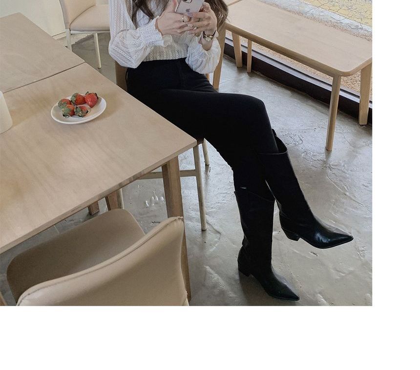 Brigitte - Blouse met lange mouwen en col en effen kant