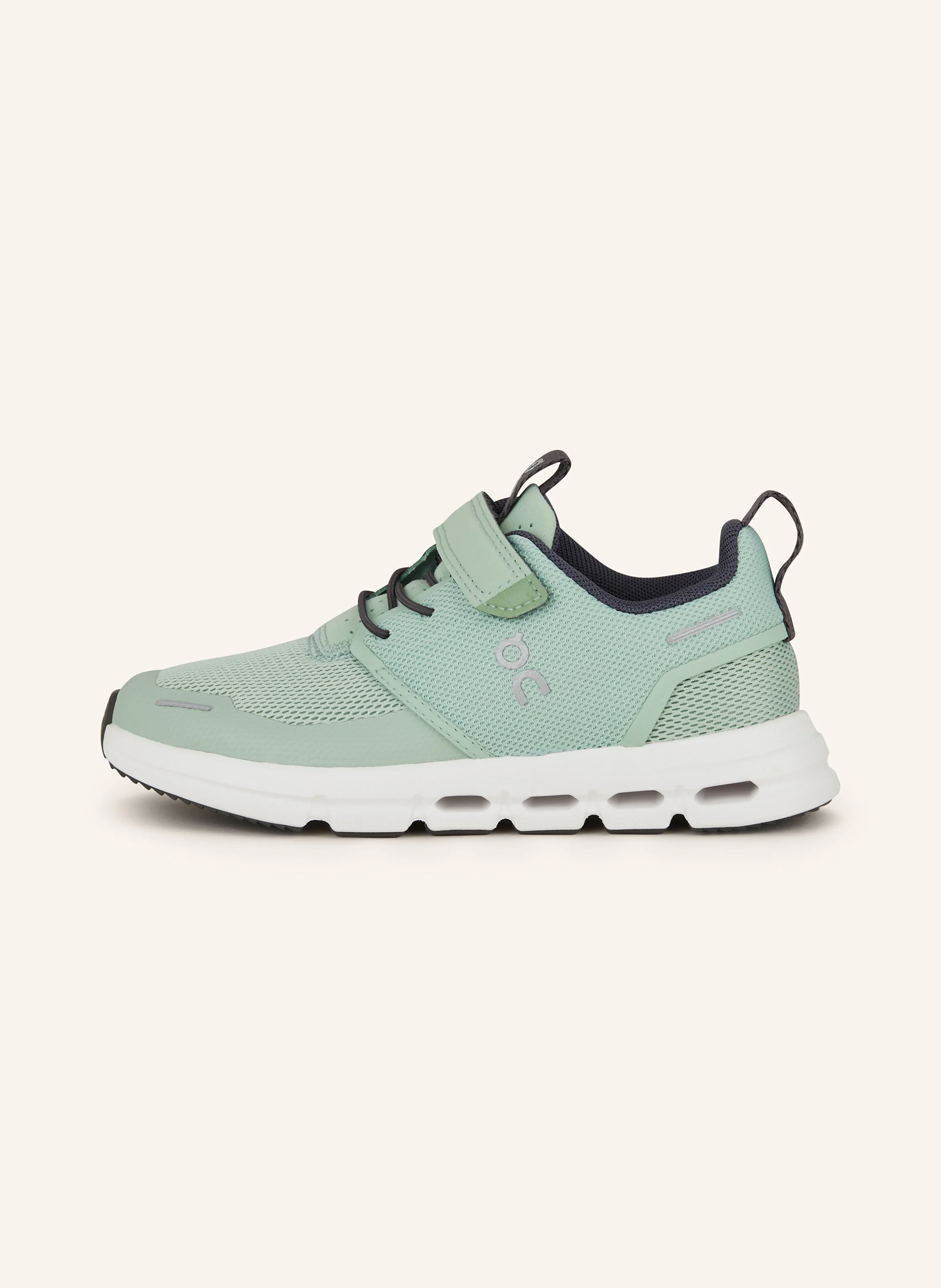 On Sneaker CLOUD PLAY