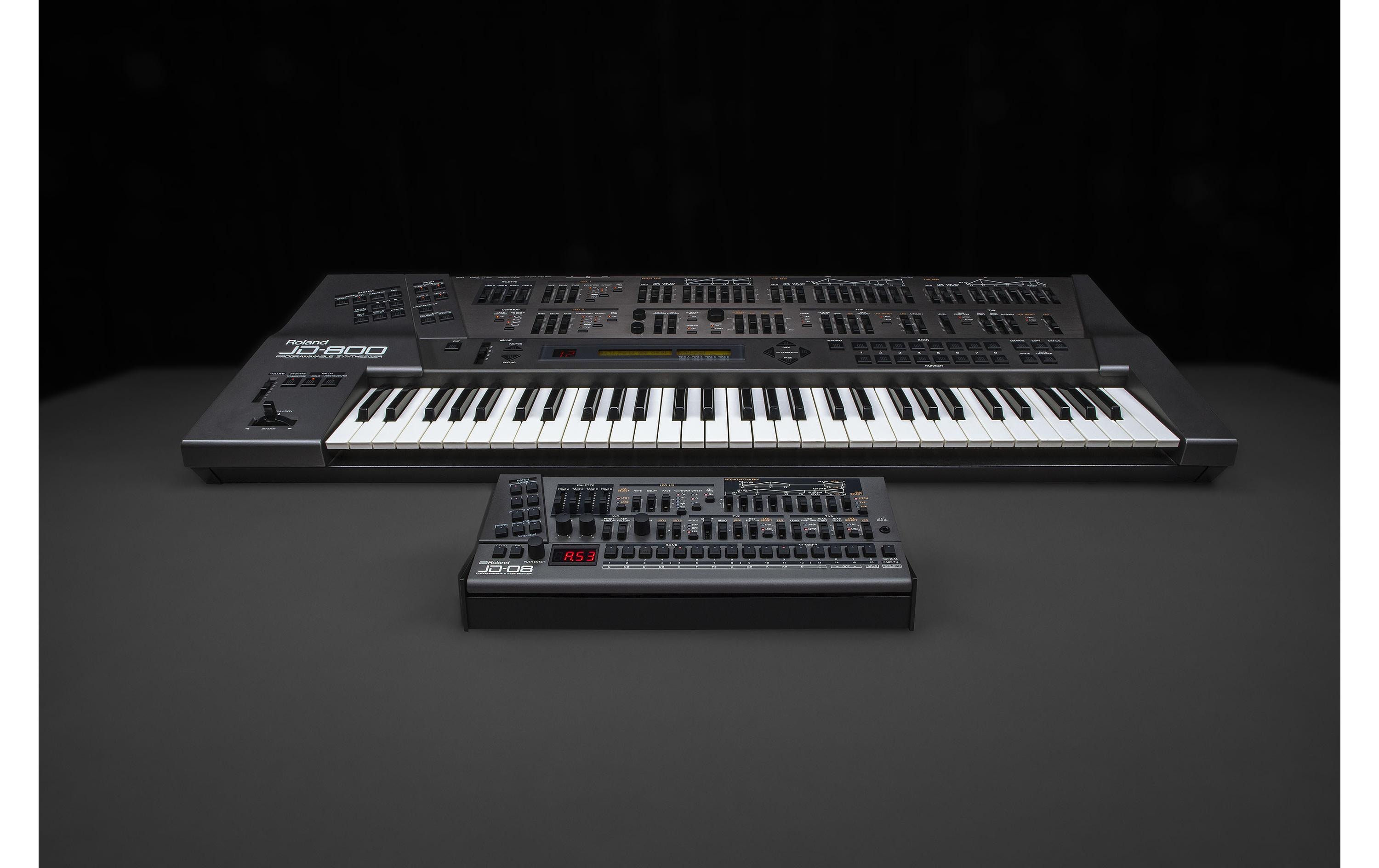 Synthesizer JD-08<br>Moderne Wellenformen des JD-800 mit fortschrittlicher Modelling-Technologie