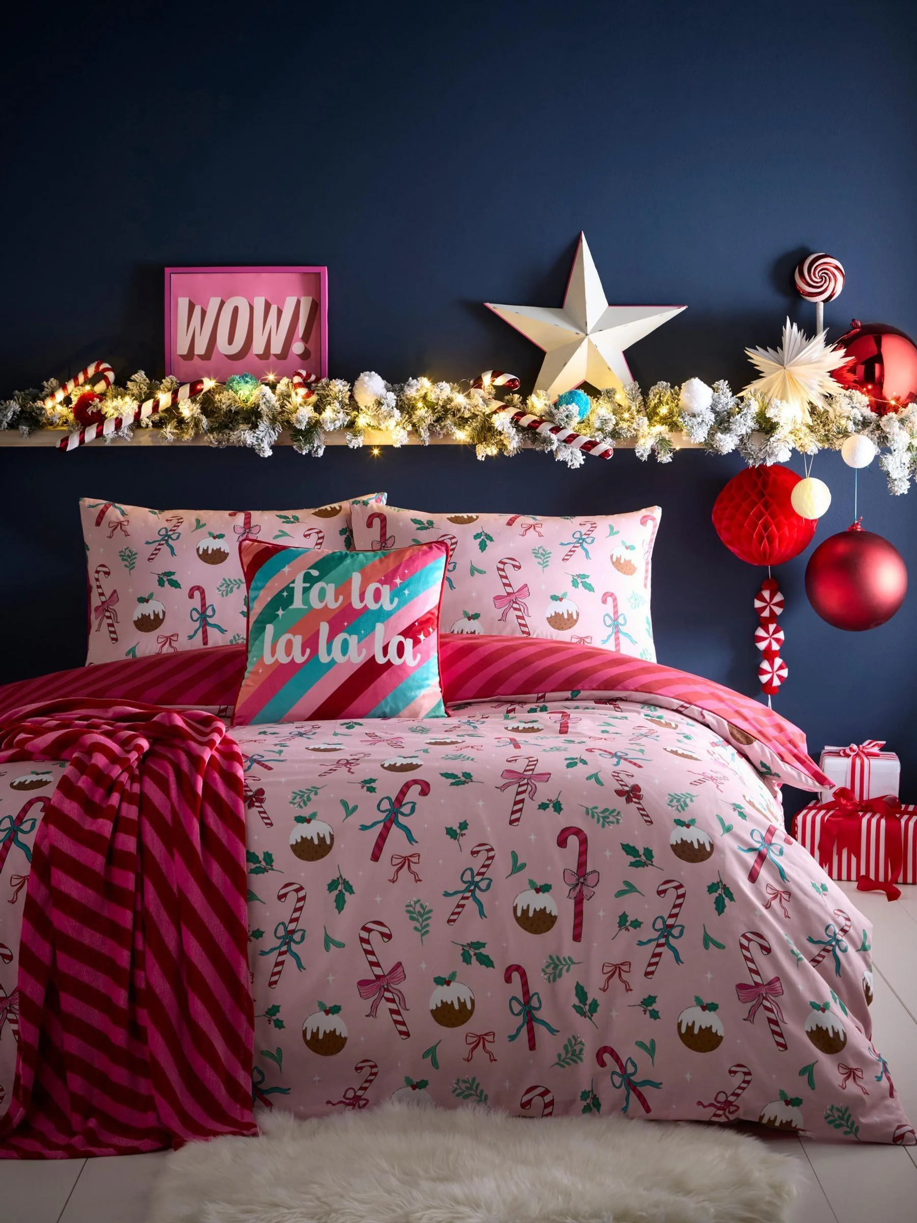 Fusion Christmas Candy Stripe Printed Striped Fleece Throw