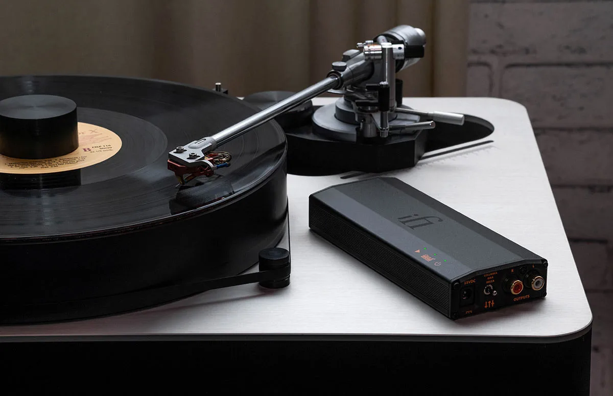 iFi Audio iPhono3 Black Label Préamplis phono