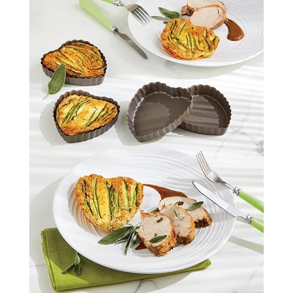 Set de 4 moules à tartelette coeur revêtement antiadhérent 11 cm Matho