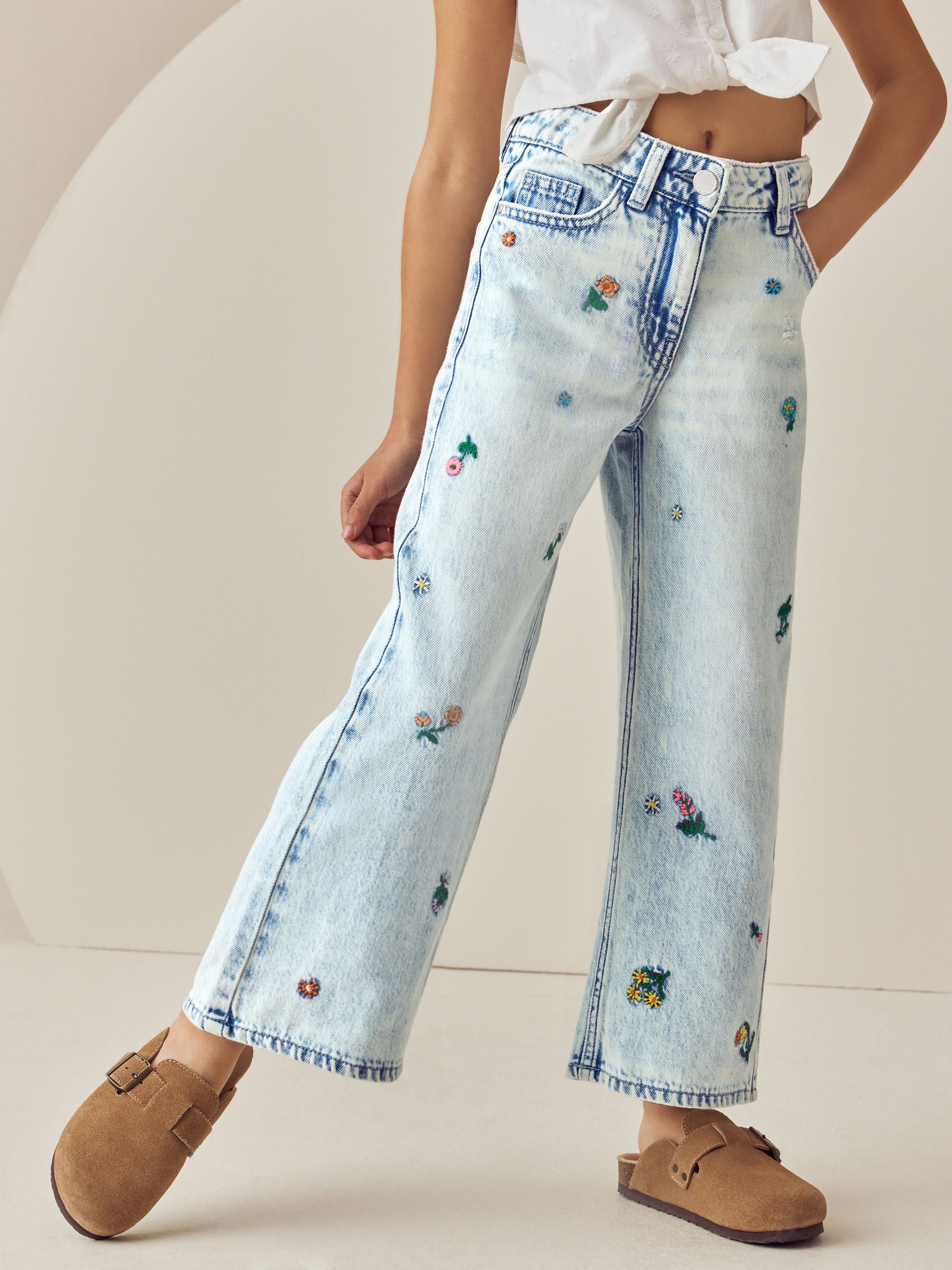 Normaal blauw - Jeans met rechte pijpen en bloemenborduursel (3-16jr)