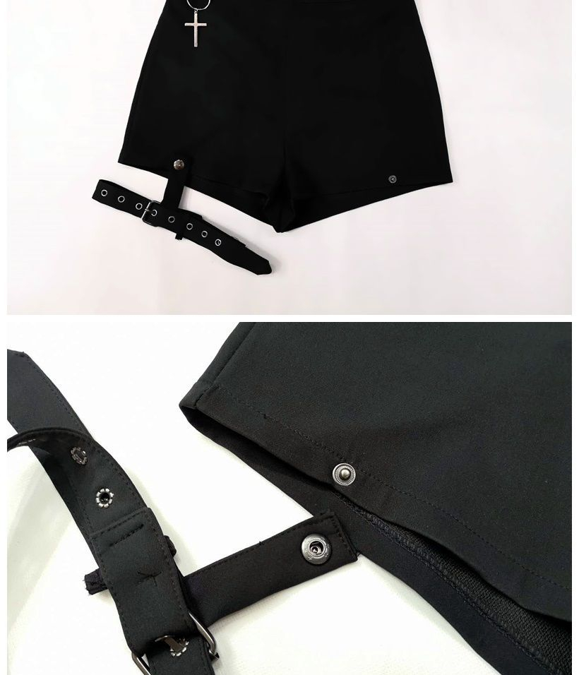 Miu B - Cross Accent Shorts met afneembare jarretels