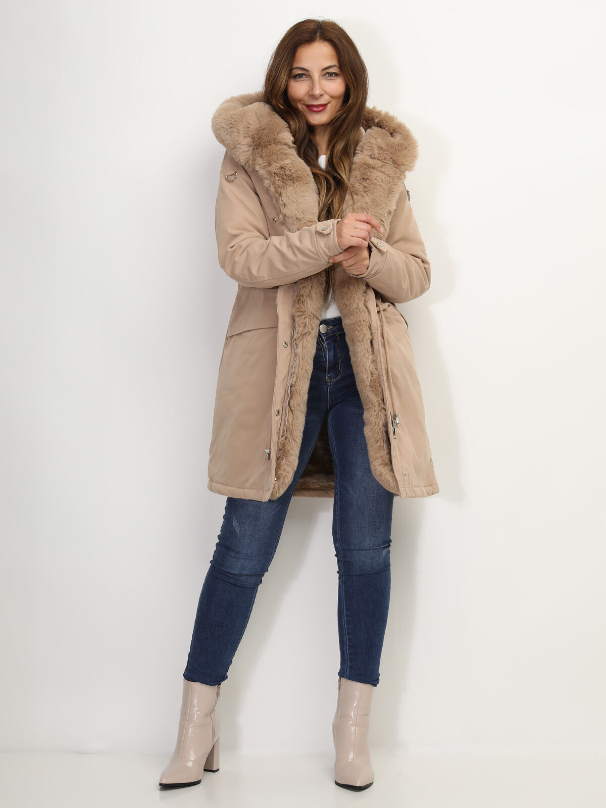 Manteau parka avec détails fausse fourrure- Beige