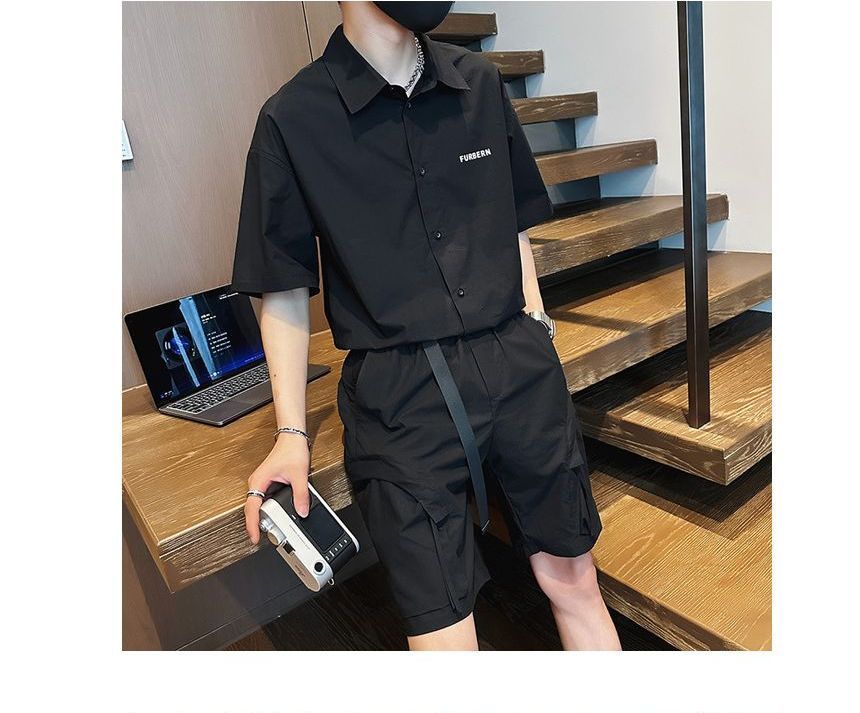 Andrei - Set: Shirt met korte mouwen en tekstprint + Cargo Shorts met elastische taille