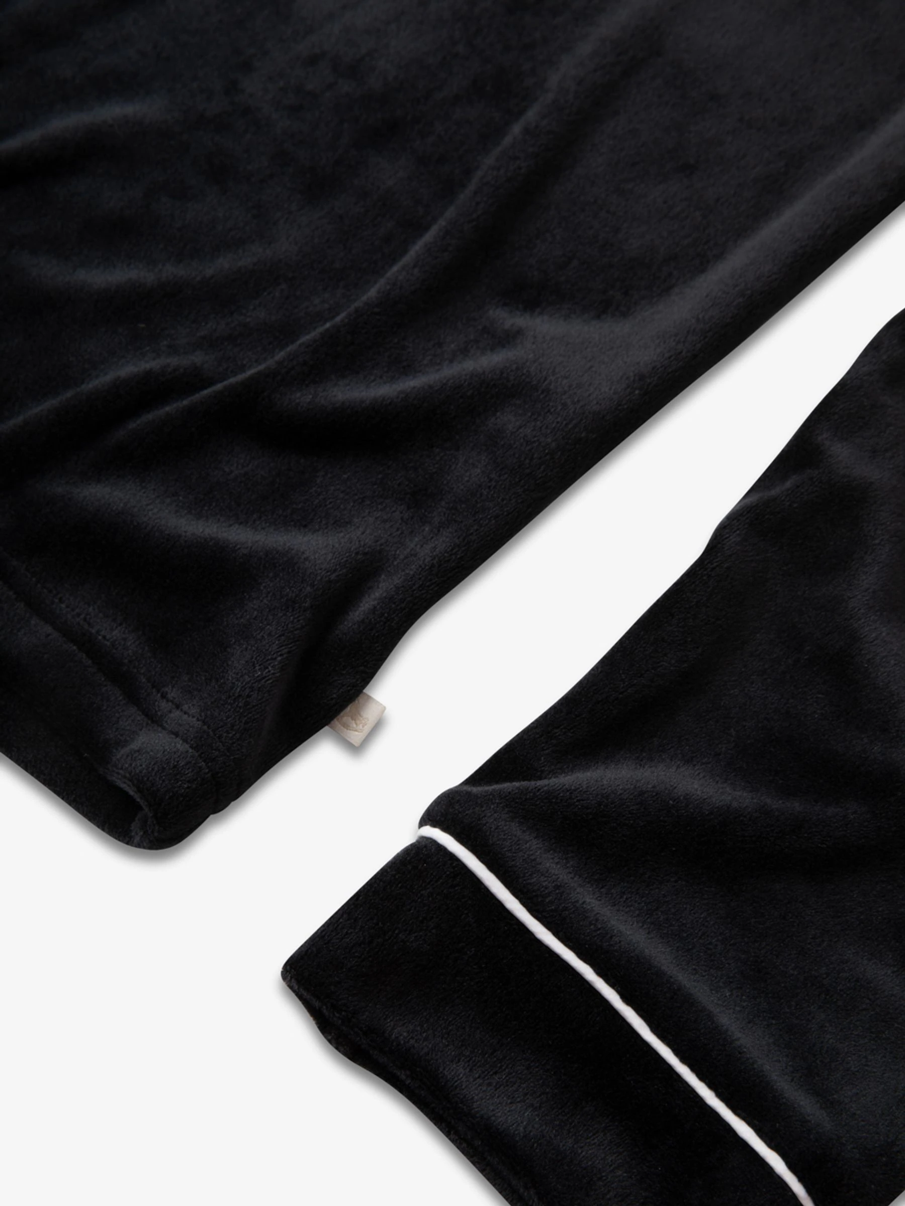 Zwart - The Little Tailor luxe kerstpyjama van zacht aanvoelend velours