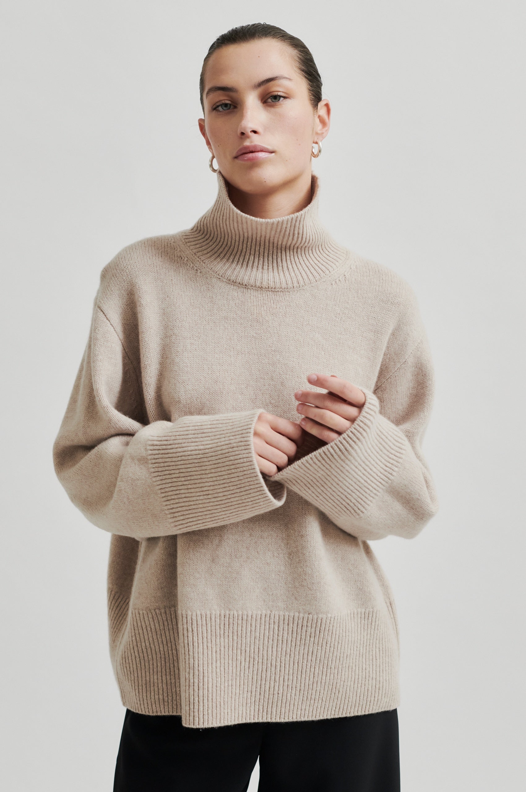 Second Female  Alpha T-Neck uldstriktrøje - Pumice Stone