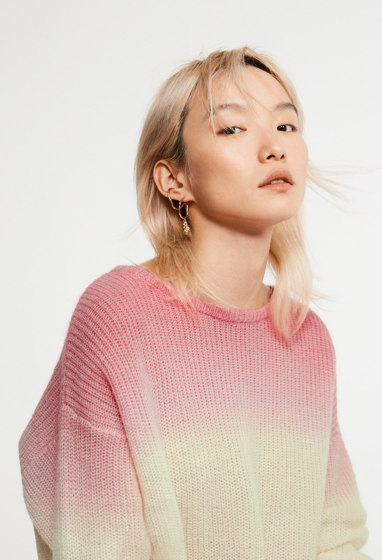 Pull large en laine tra&ccedil;able